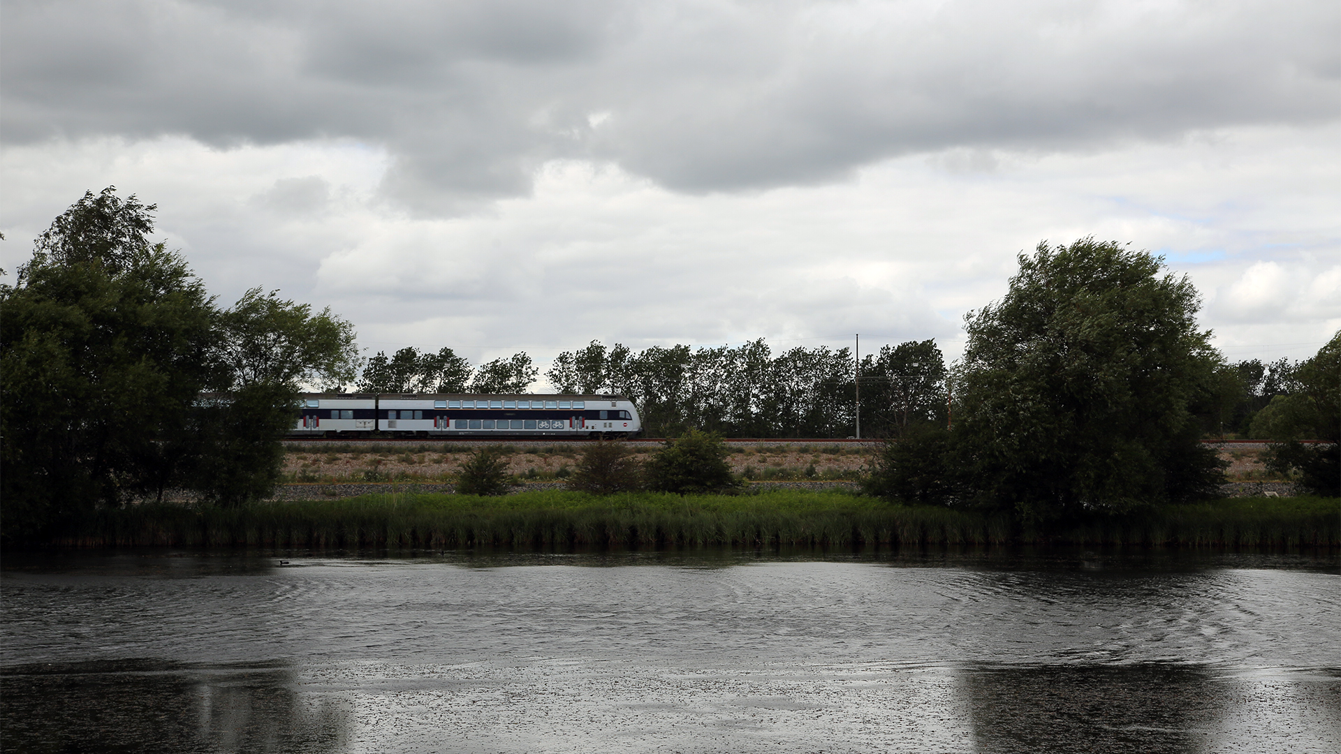 Tog ved Vallensbæk Sø