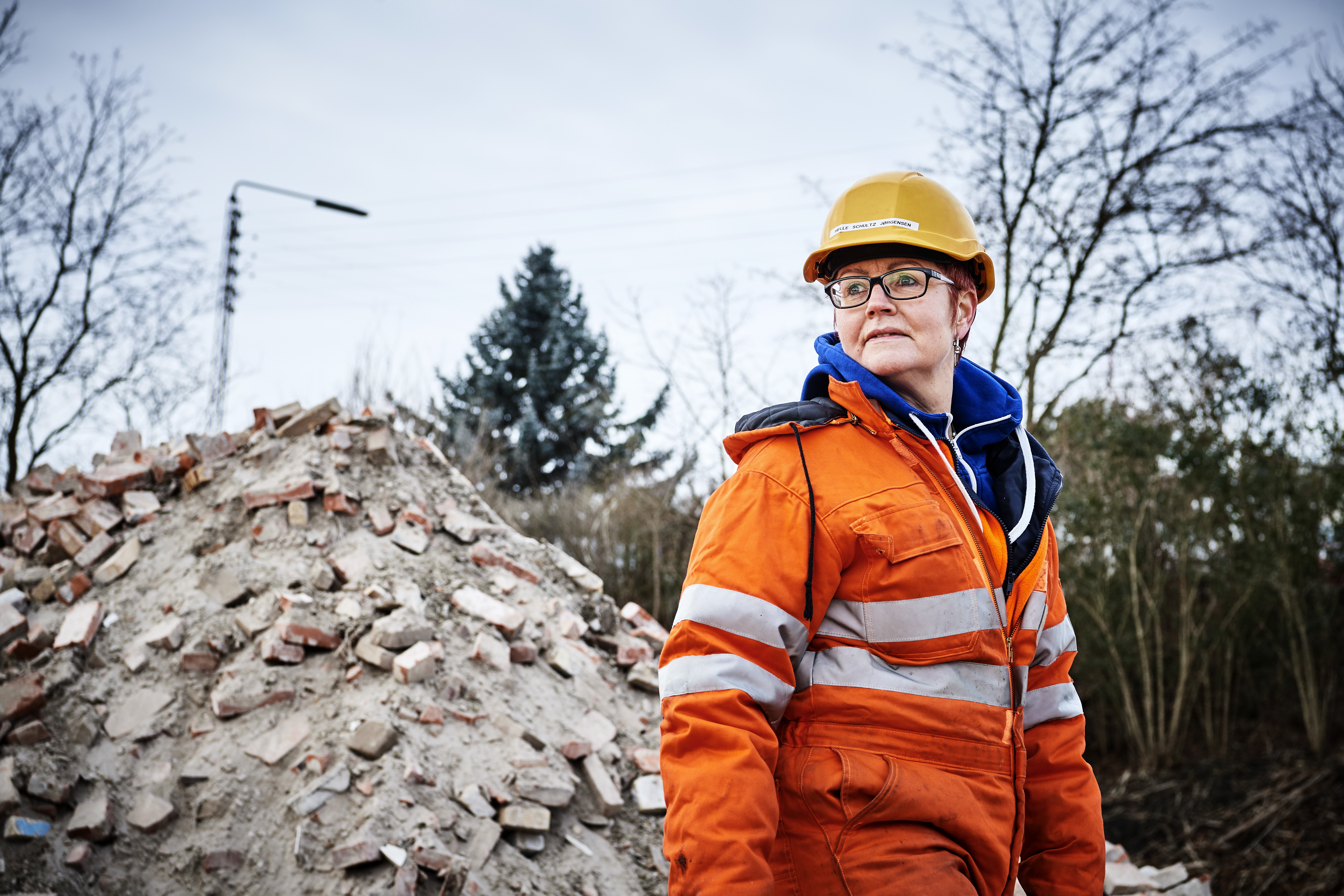 Leder på byggeplads
